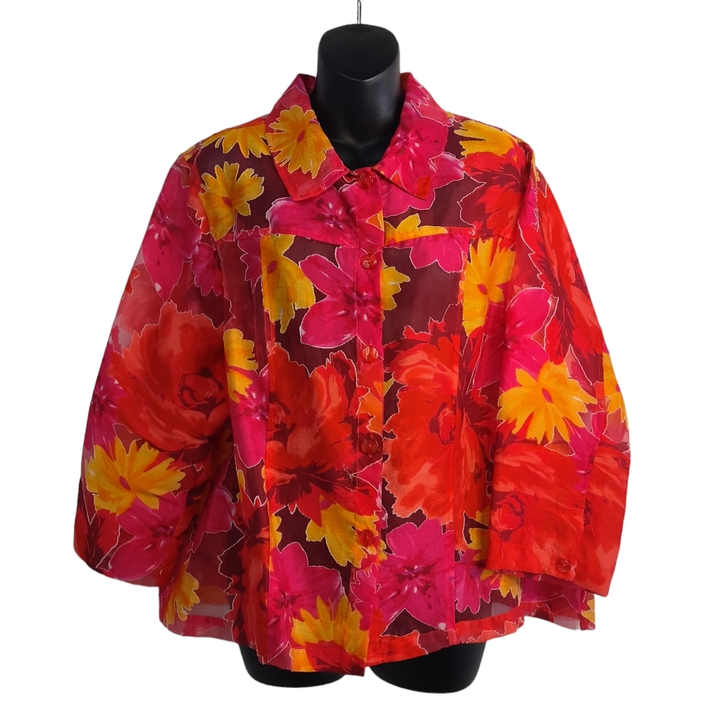 Floral Button-Front Swing Jacket in Red & Pink
